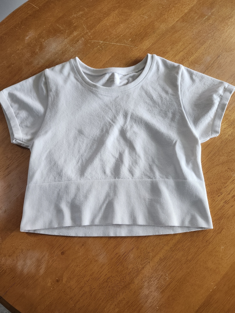 🤍 OFFLINE by Aerie White Stretchy Cropped Tee